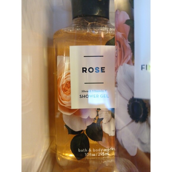 Bath ANd Body Works Gift Set Of 3 "Rose" Fragrance NIB Sealed SPRAY, LOTION, GEL - Picture 5 of 13